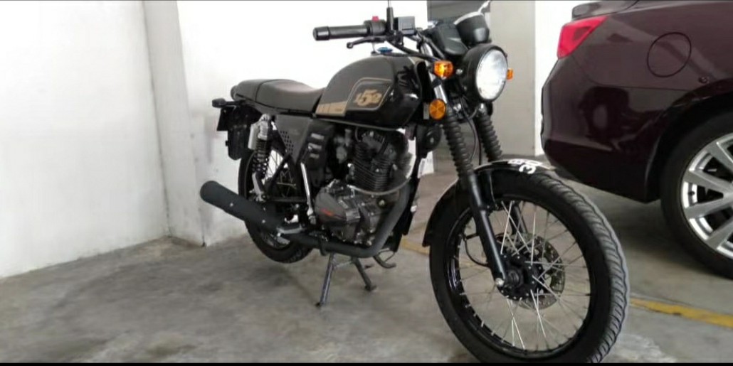 Keeway 150 cafe store racer