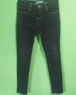 (Kategori: ) berada di . Dikirim oleh restuff_berau (ID iklan 1025663139, Gambar 1). Deskripsi: .
