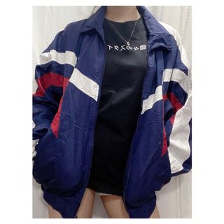 (Category: ) located in . Submitted by 555hello (Listing ID 1025796849, Image 1). Description: .