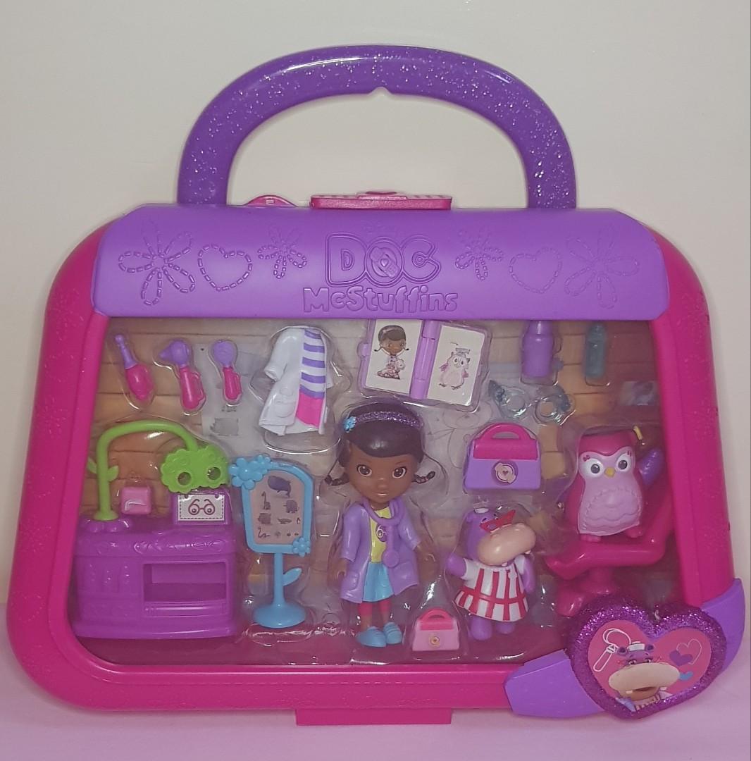 Doc mcstuffins top eye doctor kit