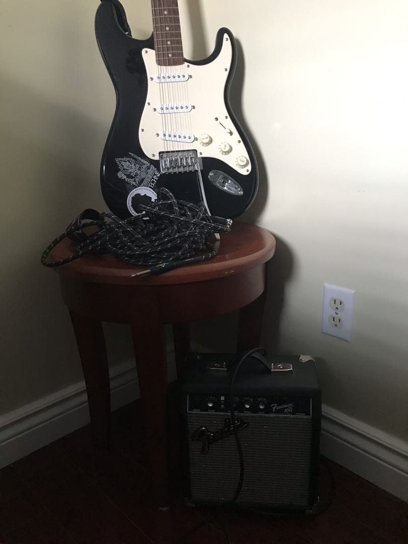 Electric Guitar Amplifier and Cable Cord