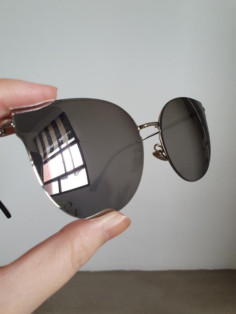 Gentle Monster Lookalike Dark Sunglasses Shades, Women's Fashion