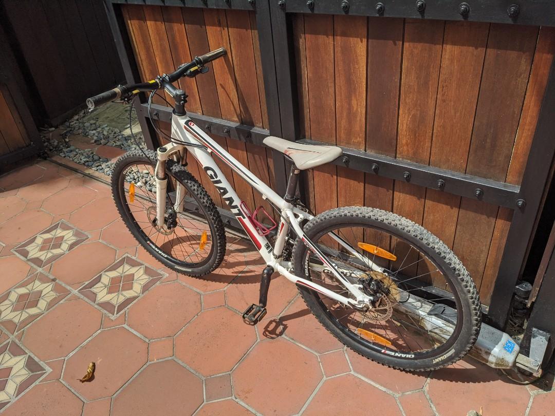 giant revel xs frame size