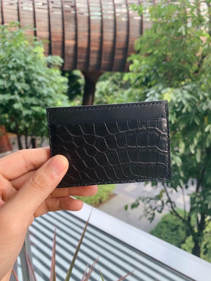 CROCODILE CARD HOLDER