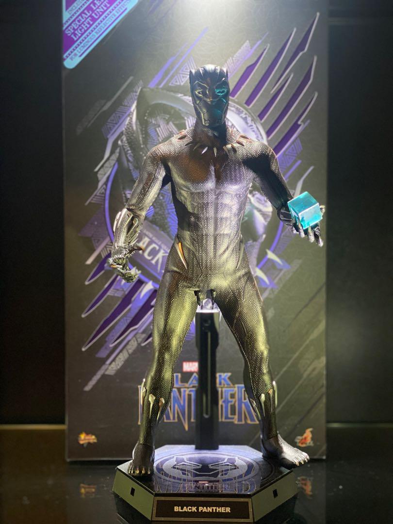 hot toys black panther 2.0