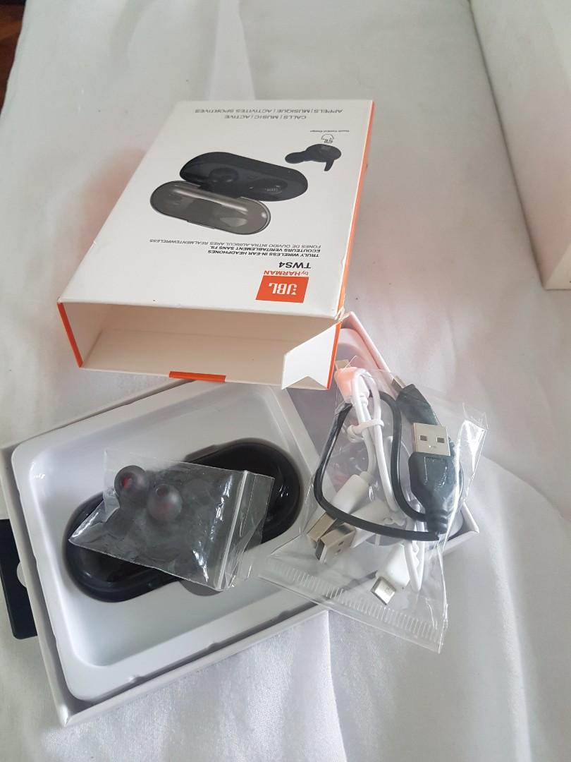 JBL headset, Health & Nutrition, Assistive & Rehabilatory Aids, Visual & Hearing Aids on Carousell