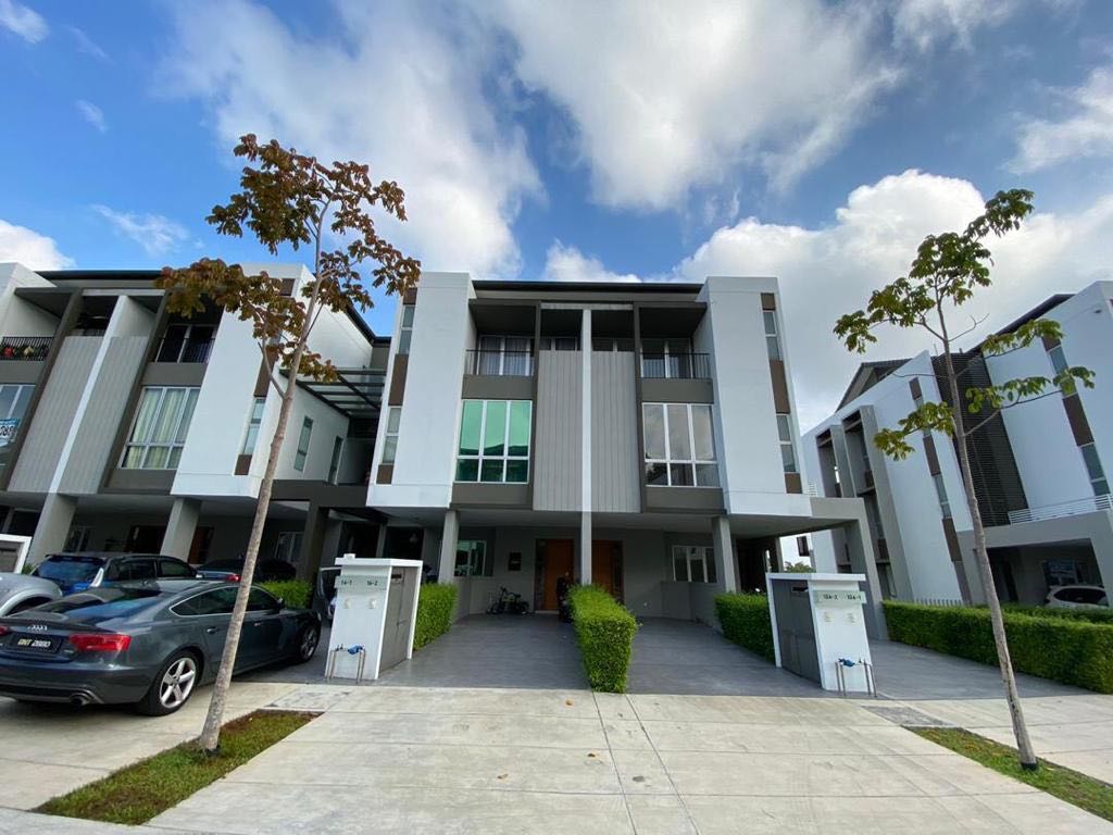 RENTAL RM2,700 Townhouse 3 Storey, Ridgefield Tropicana Heights