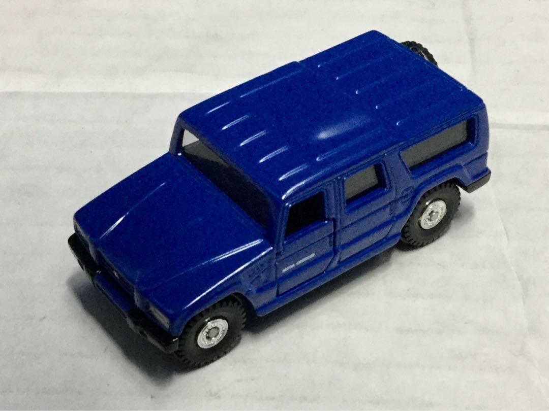 tomica toyota mega cruiser