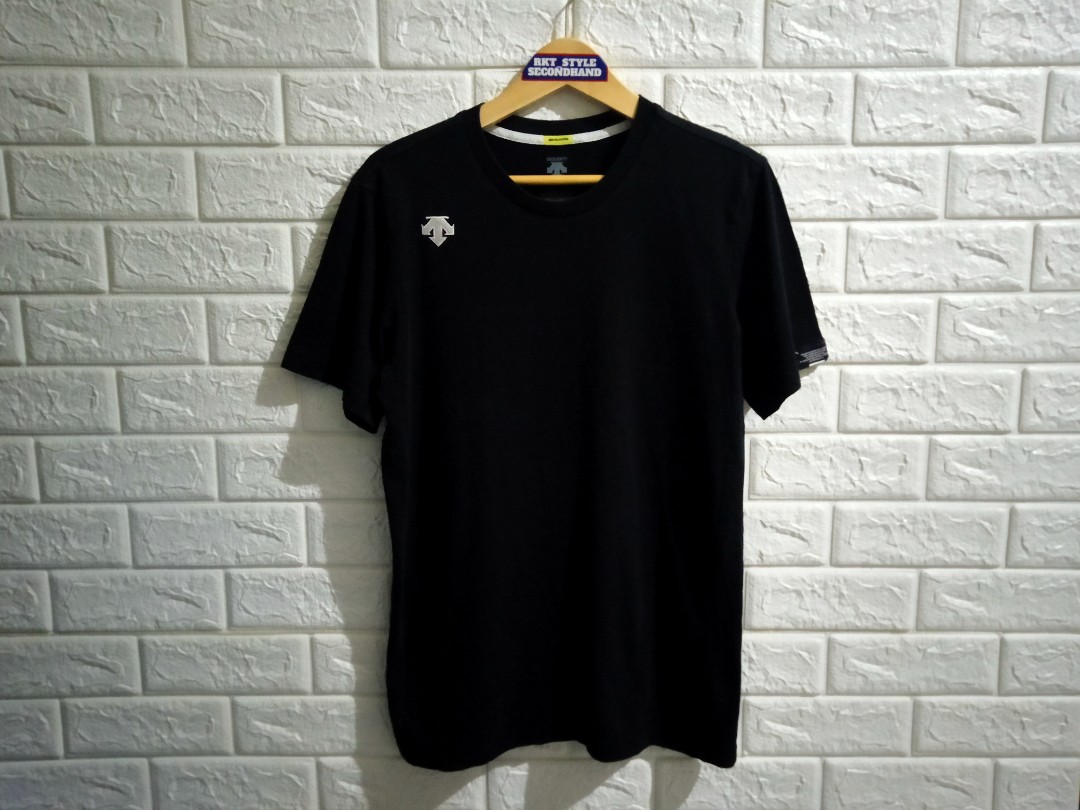 T-shirt DESCENTE Original, Fesyen Pria 
