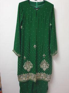 Baju Kurung Xl Hijau Muslimah Fashion Carousell Malaysia