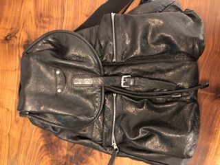 (Category: ) located in . Submitted by saleshos (Listing ID 1031890478, Image 1). Description: .