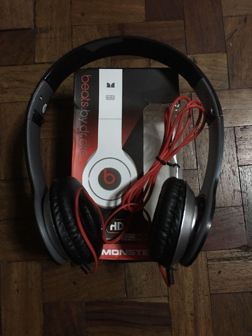 Beats by dr. dre MONSTER SOLO (Category: Earphones) located in Manila. Submitted by dl_online_shop (Listing ID 1032062304, Image 1). Description: beats by dr. Dre solo MONSTER *Premium Quality* -Brand new with box Special features: •with bass • with control talk • comfortable fit • dual fold Other colors available: Black Red Gray Blue Message us if you are interested .