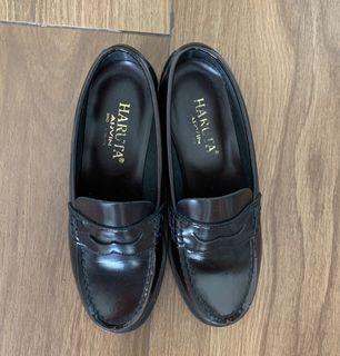 Brand new Haruta loafers