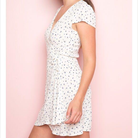 Brandy Melville Wrap Dress White - $17 (57% Off Retail) - From Tessa