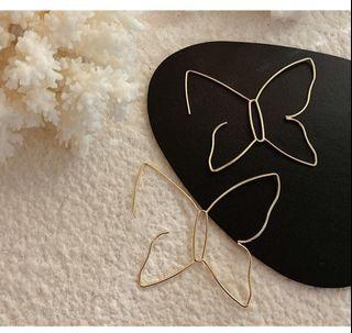 butterfly hoop earring 🦋