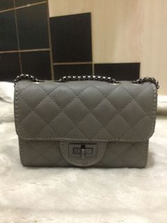 (Kategori: ) berada di . Dikirim oleh ryncollections (ID iklan 1032073097, Gambar 1). Deskripsi: .