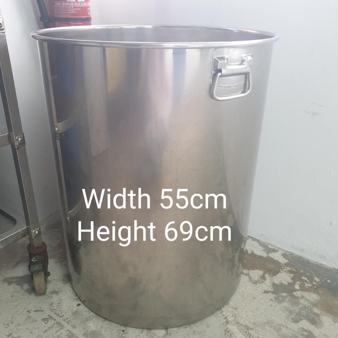 Commercial store soup pot
