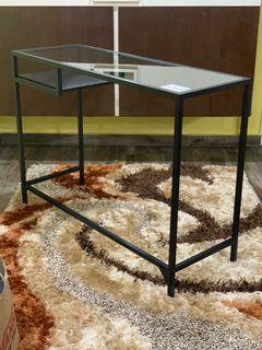 Computer table
