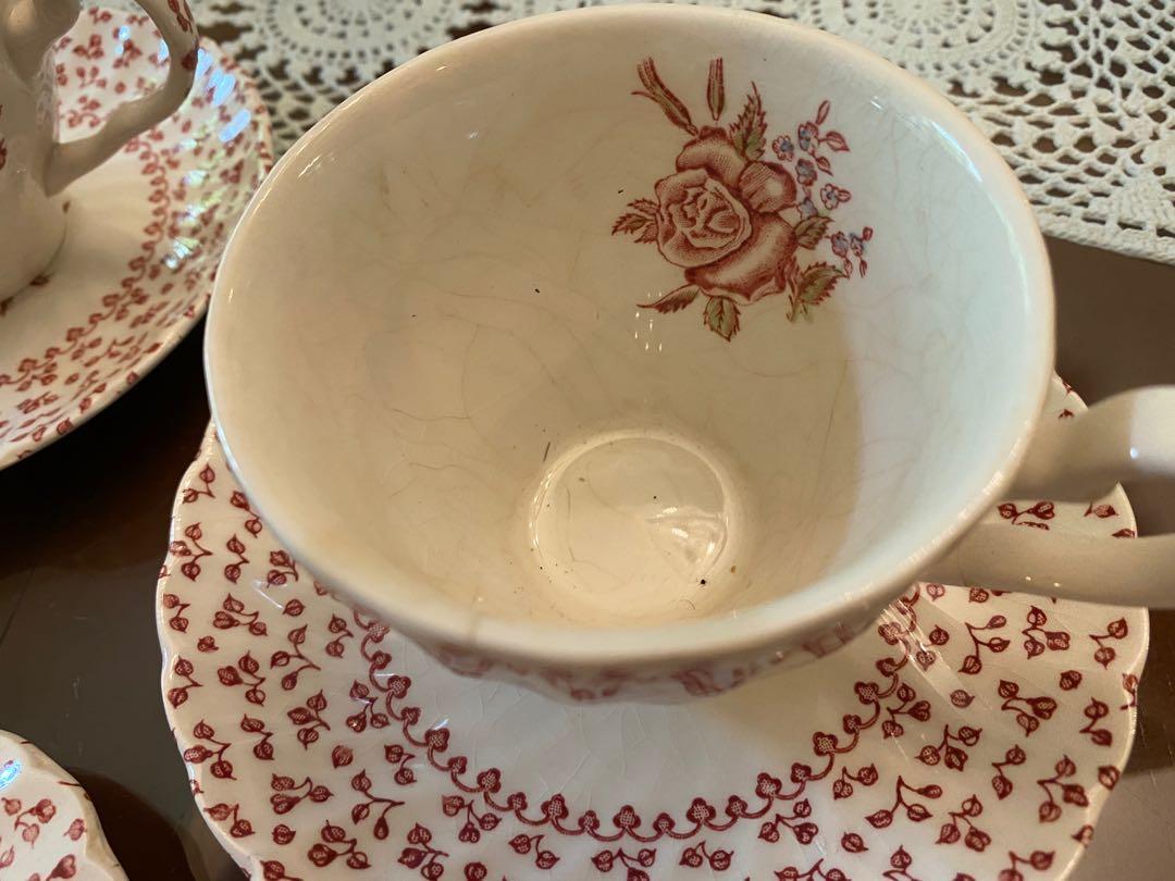 Cup Saucer Cake plate set (Category: Coffee & Tea Tableware) located in Quezon City. Submitted by kb0030 (Listing ID 1032004554, Image 3). Description: Three sets of cup & saucer 1 cake/serving plate BRAND: JOHNSON BROTHERS WITH CRAZING.