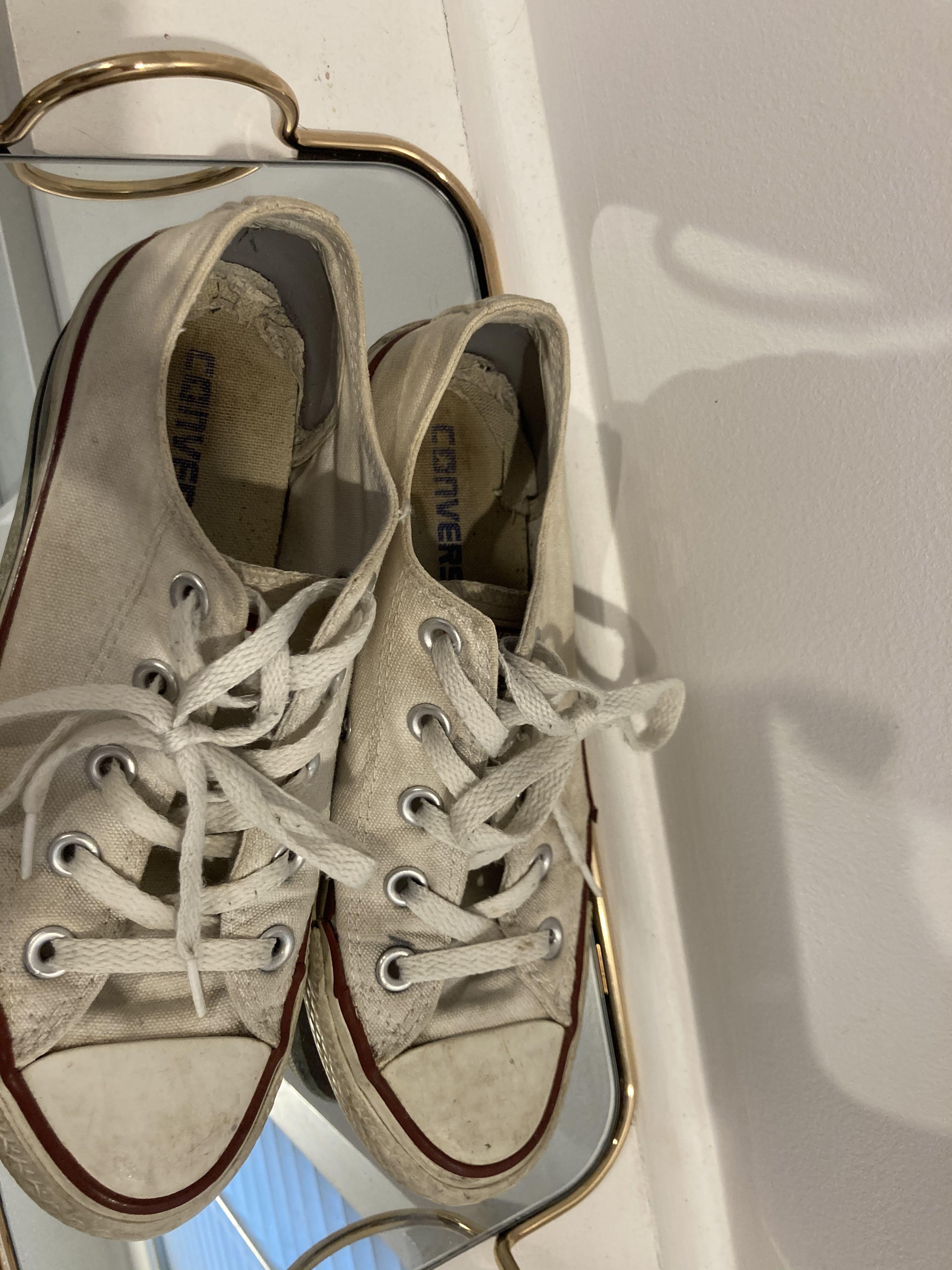 worn white converse