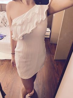 (Category: ) located in . Submitted by SALLY224 (Listing ID 1032080967, Image 1). Description: .