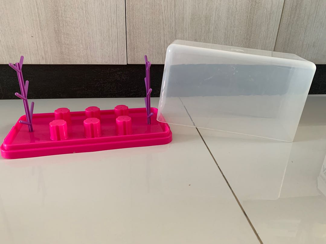 Dry rack for milk bottle, Free Items on Carousell