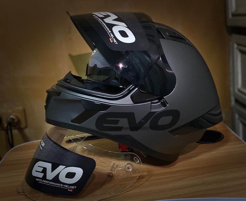 EVO Helmets, Motorbikes, Motorbike Parts & Accessories, Helmets and