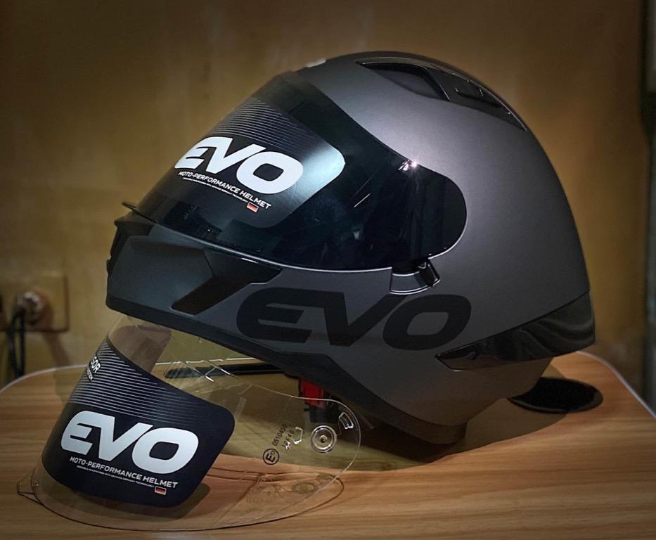 EVO Helmets, Motorbikes, Motorbike Parts & Accessories, Helmets and