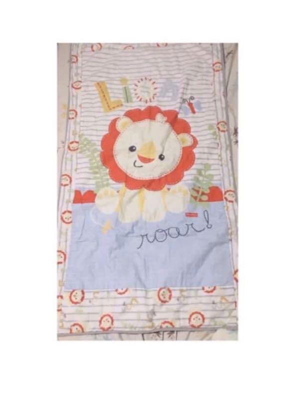 Fisher-Price Baby Comforter 🛌💤 (Category: Cots & Cribs) located in Bulacan. Submitted by emjay_17 (Listing ID 1031935516, Image 1). Description: Swipe 👉🏻 to see the measurements ⭐️ Expect a bit high in shipping delivery as it cannot fit in a pouch..