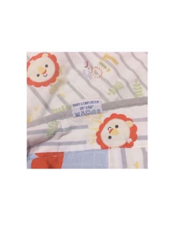 Fisher-Price Baby Comforter 🛌💤 (Category: Cots & Cribs) located in Bulacan. Submitted by emjay_17 (Listing ID 1031935516, Image 3). Description: Swipe 👉🏻 to see the measurements ⭐️ Expect a bit high in shipping delivery as it cannot fit in a pouch..