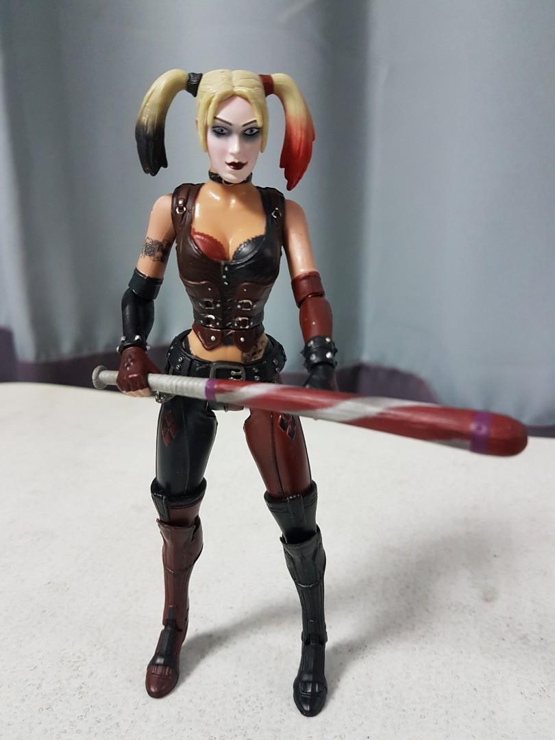 harley quinn arkham asylum figure