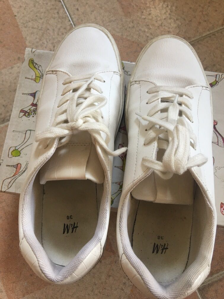 hm white sneakers