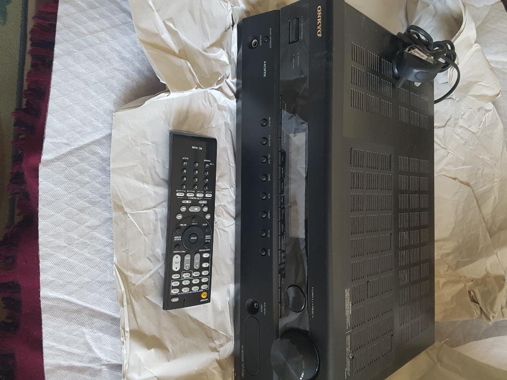 HTR390 ONKYO receiver, Audio, Soundbars, Speakers & Amplifiers on