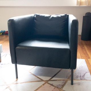 (Category: ) located in . Submitted by basilclove (Listing ID 1032079961, Image 1). Description: .