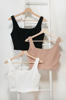 (Category: ) located in . Submitted by clearmywardrobe2026 (Listing ID 1031932424, Image 1). Description: .