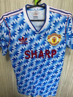 Man Utd Retro Jerseys Sports Apparel Carousell Singapore