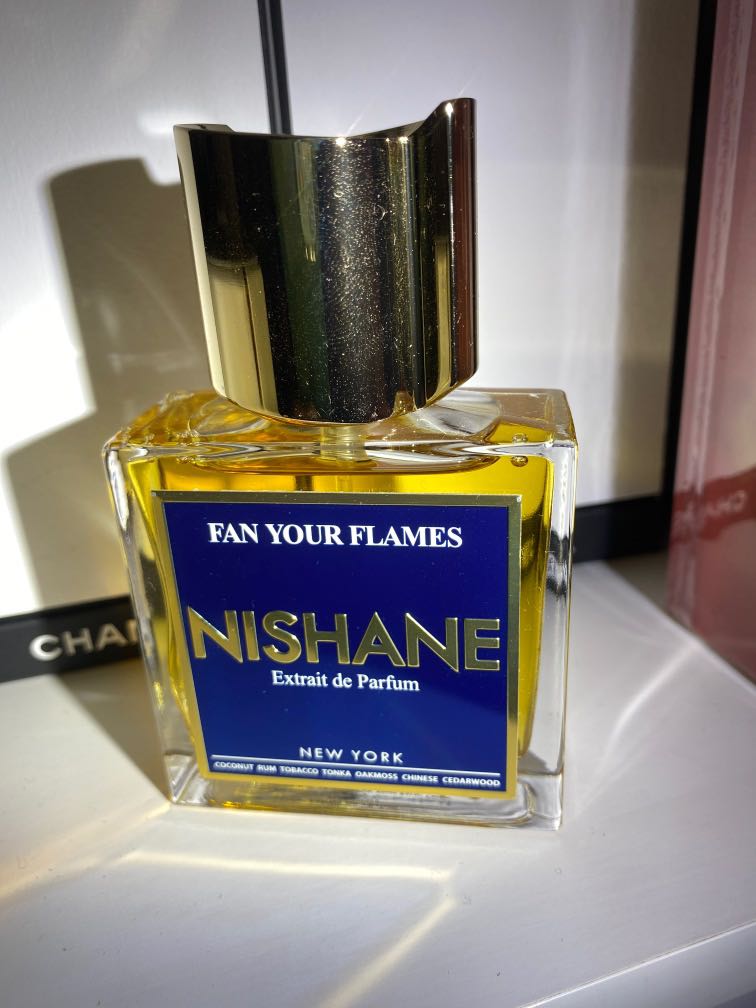 nishane fan your flames review