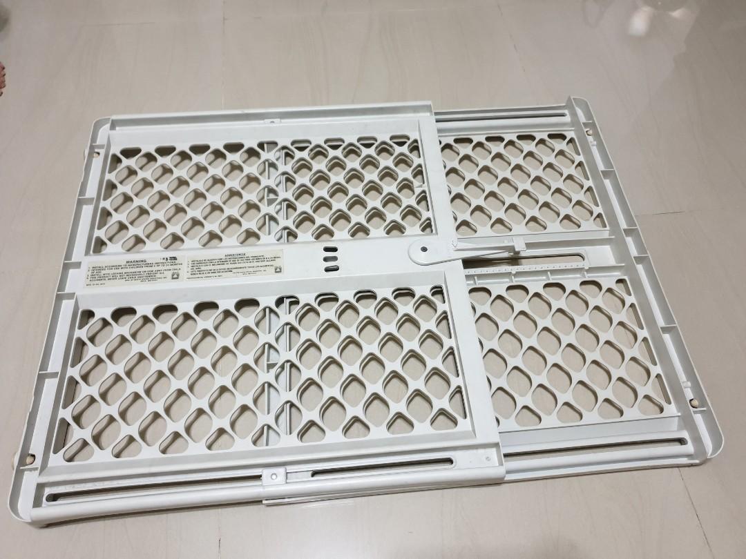 extendable child gate