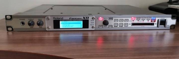 Roland Fantom Xr Rack Hobbies Toys Music Media Musical Instruments On Carousell