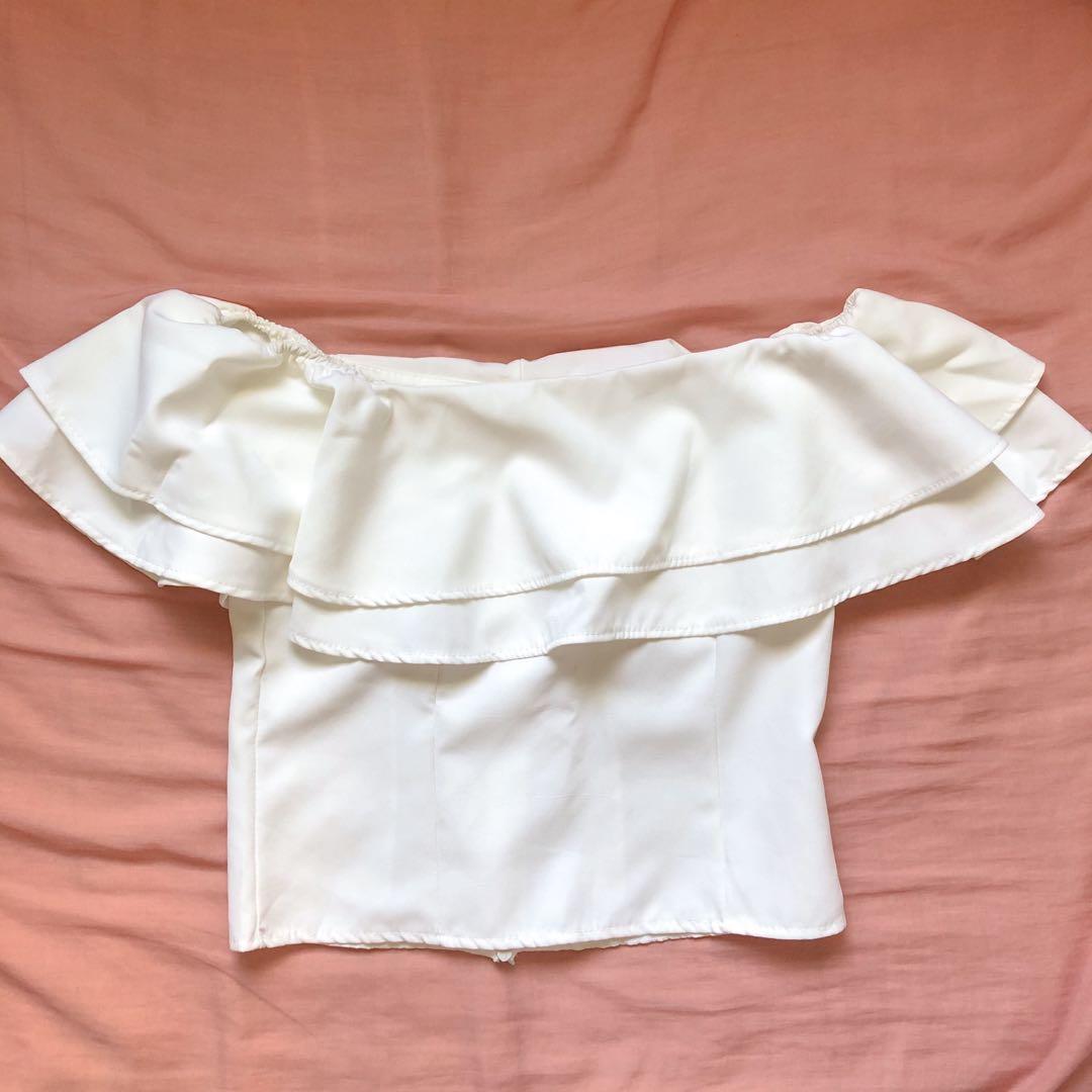 white ruffle off the shoulder top