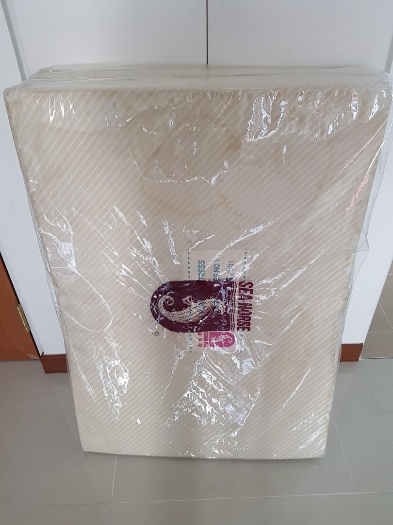 Seahorse Mattress Free Furniture Beds Mattresses On Carousell
