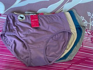 (Category: ) located in . Submitted by clarazy (Listing ID 1031999046, Image 1). Description: .
