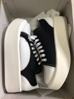 （分類：）位於 。 由 kc198812 提交（商品編號 1032071165，圖片 1）。簡介： 。