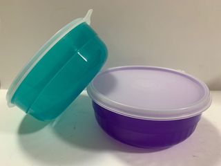 (Category: ) located in . Submitted by thetupperwarefriend (Listing ID 1032030788, Image 1). Description: .