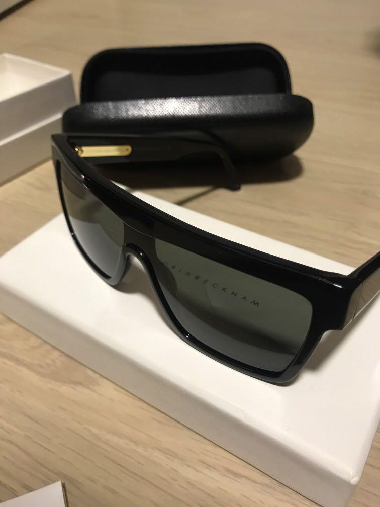 Victoria beckham flat sales top visor sunglasses