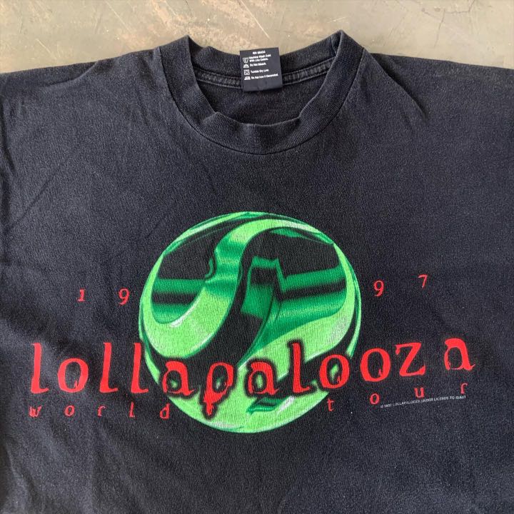 Vintage Lollapalooza 1997 shirt, Men's Fashion, Tops & Sets, Tshirts ...