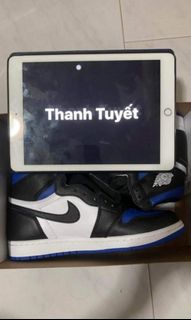 (Category: ) located in . Submitted by fosho_sneaker (Listing ID 1032299918, Image 1). Description: .