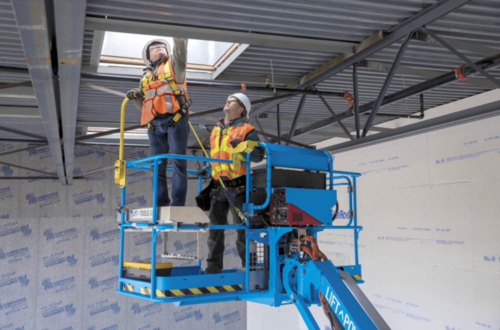 Boom lift operator, Everything Else on Carousell