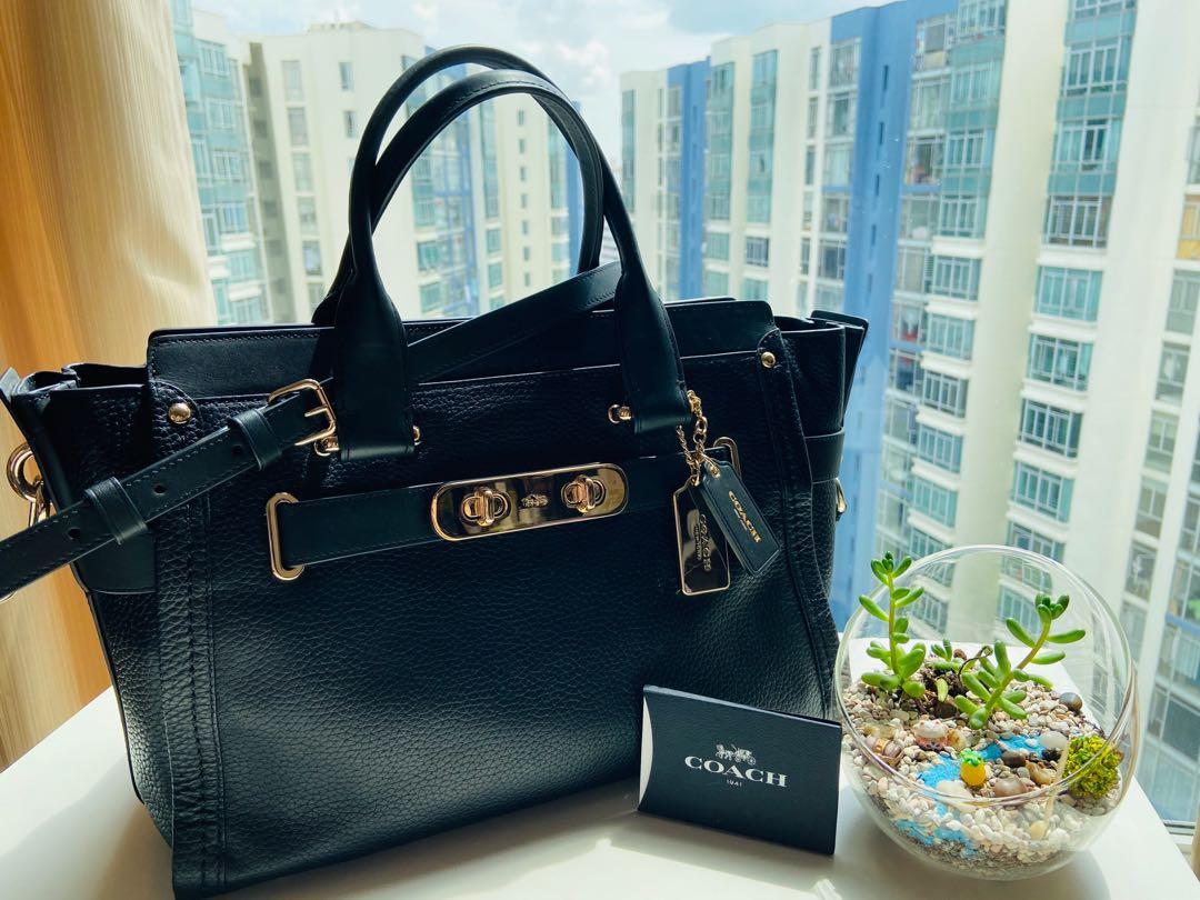 Coach swagger carryall in pebble leather cheap