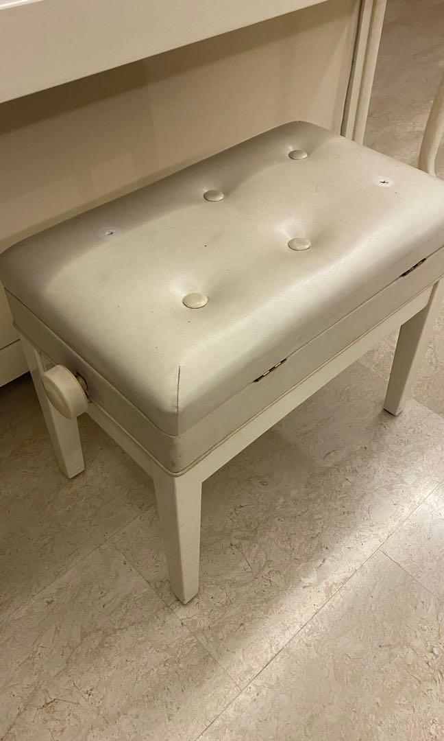 Cream / white upright piano (Free wheels cover!), Hobbies & Toys, Music